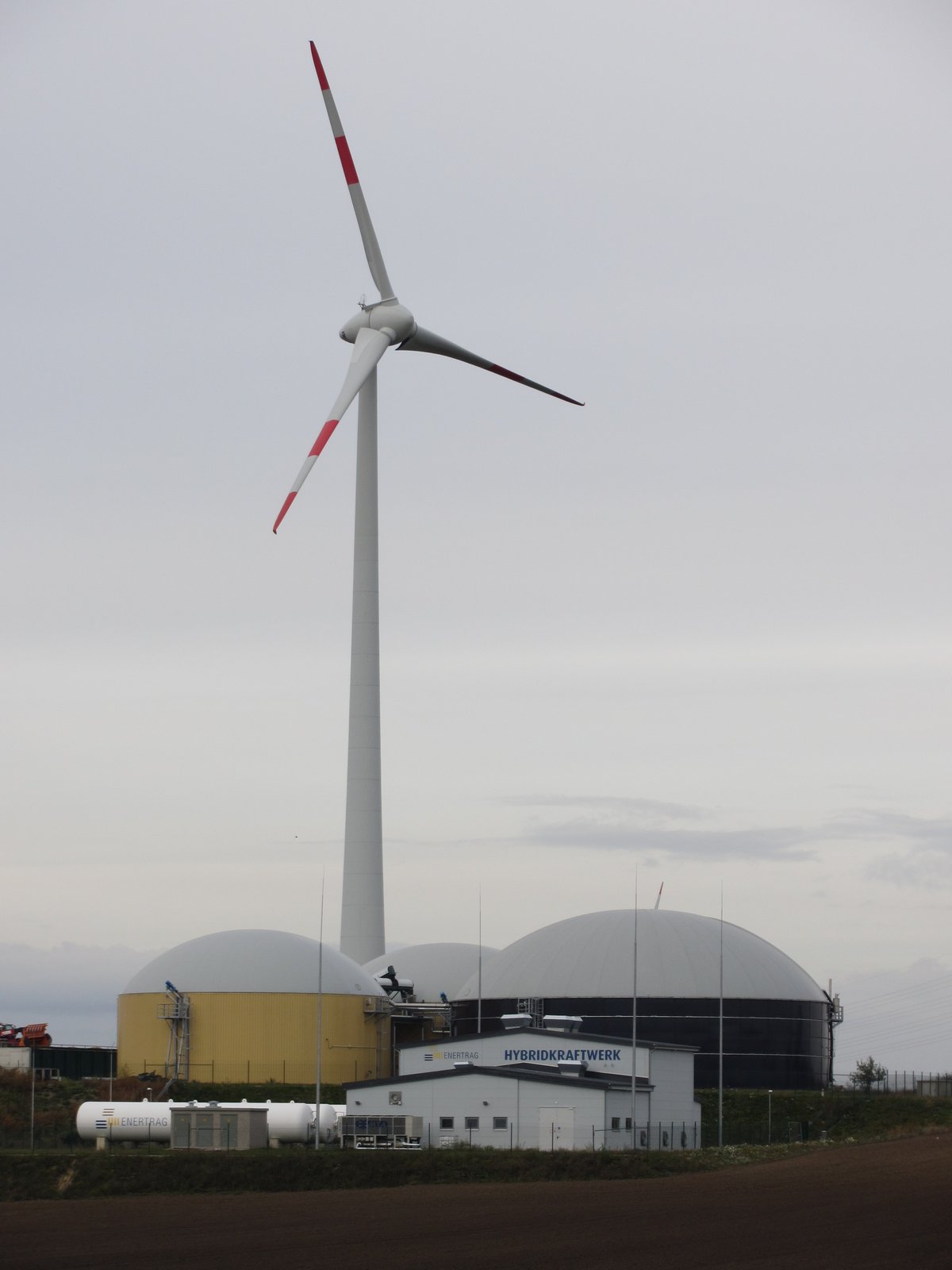 ENERTRAG Hybridkraftwerk in Prenzlau